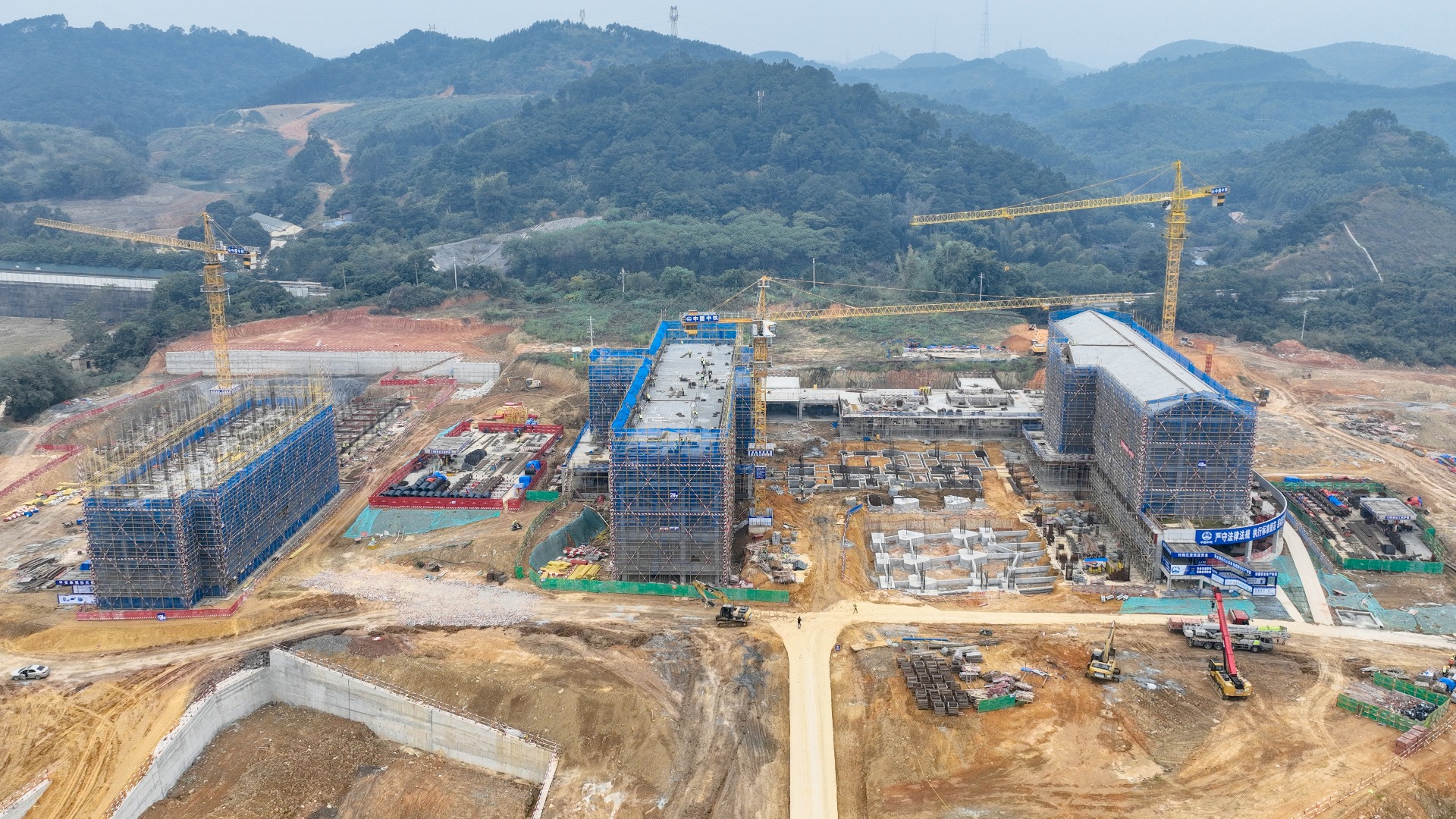 龍景六小、十二中_副本